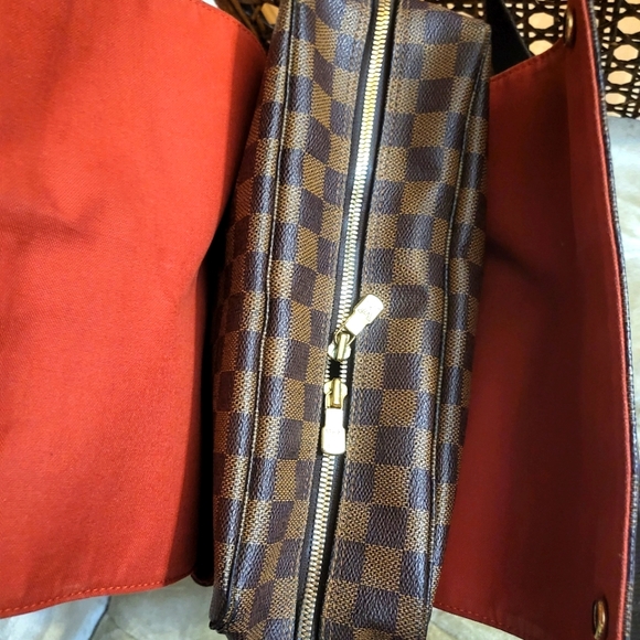 (SOLD)Authentic Louis Vuitton Damier Ebene Structured Naviglio UniseX bag - Picture 4 of 13